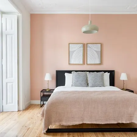 Luxurious 1 Bedroom In Downtown Apartament *